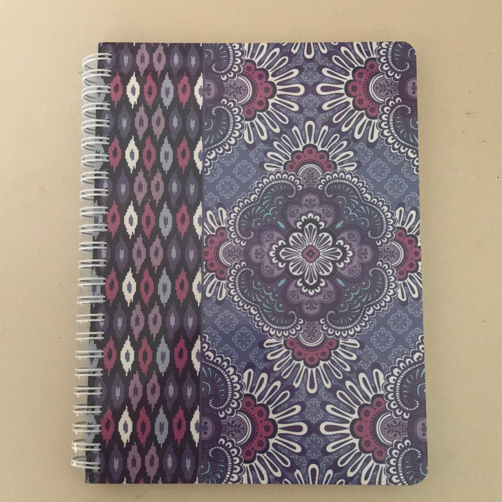 Vera Bradley Mini Notebook w Pocket Lilac Tapestry
